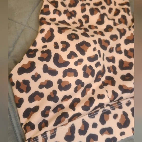 FABLECTICS SPORTS BRA - Picture 3 of 12